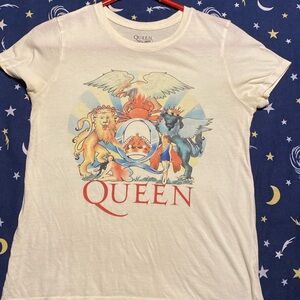 Queen tee from Lucky Brand
